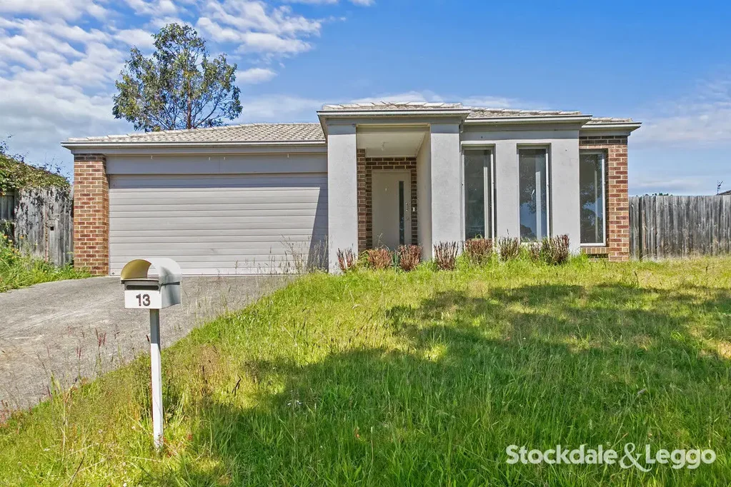 13 Barooga Crescent, Churchill, VIC 3842