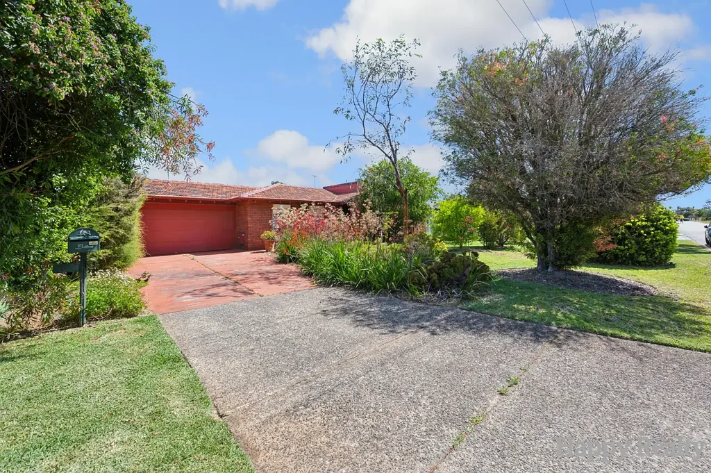 Willetton 4બેડરૂમ First Time on the Market - Immaculate 4x2 Family Home on 684sqm