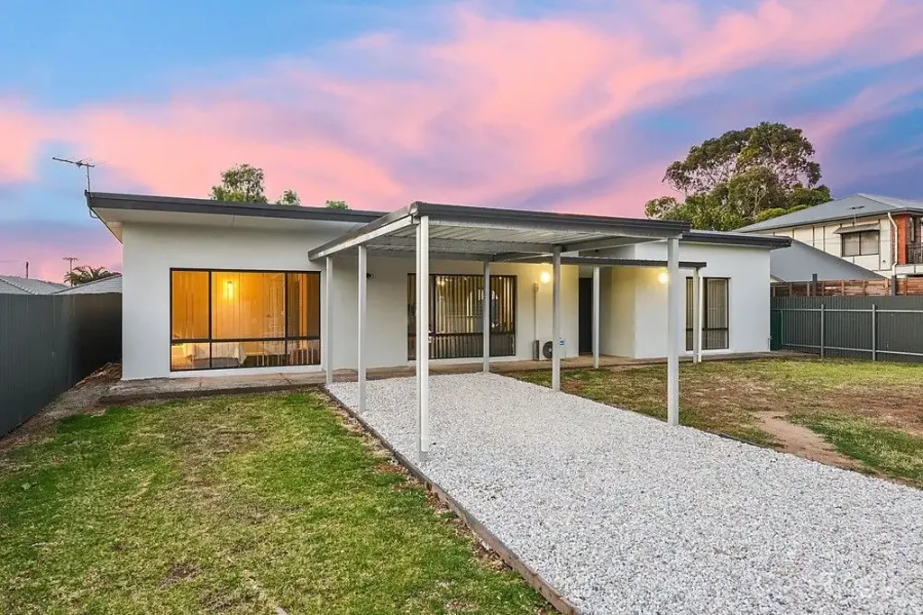 Salisbury North 3ਬੈੱਡਰੂਮ Sleek Renovations Meet a Sizeable Allotment Brimming with Possibilities
10 MERIDIAN RD SALISBURY NORTH SA 5108