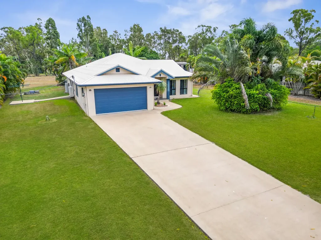 10 Caspian Court, Kelso, QLD 4815