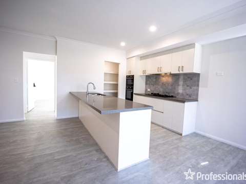 Unfurnished ensuite room for rent!