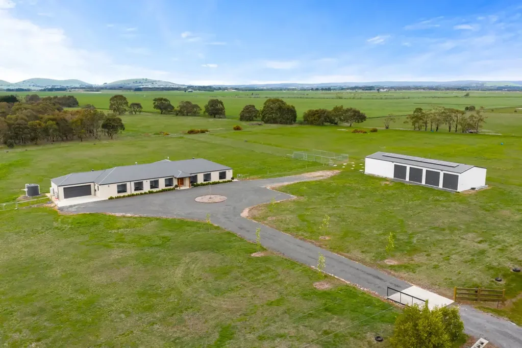 128 Hopetoun Road, Mitchell Park, VIC 3355