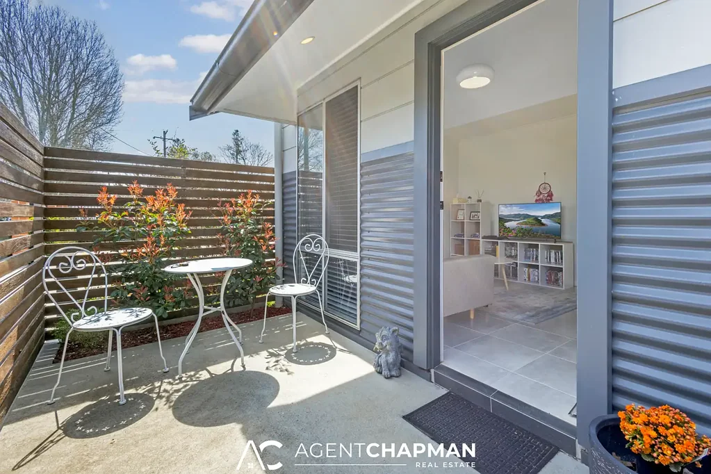 Bathurst 2房  Low Maintenance Modern Living with Car Space Perfect for Investors or First Home Buyers