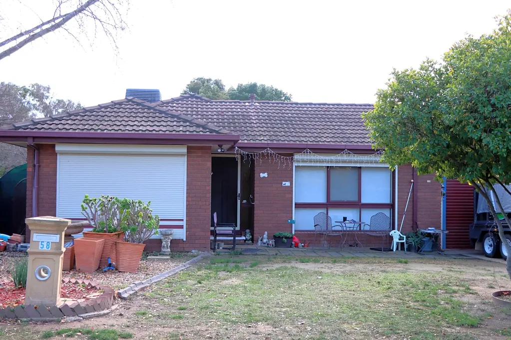 58 Undurra Drive, Glenfield Park, NSW 2650
