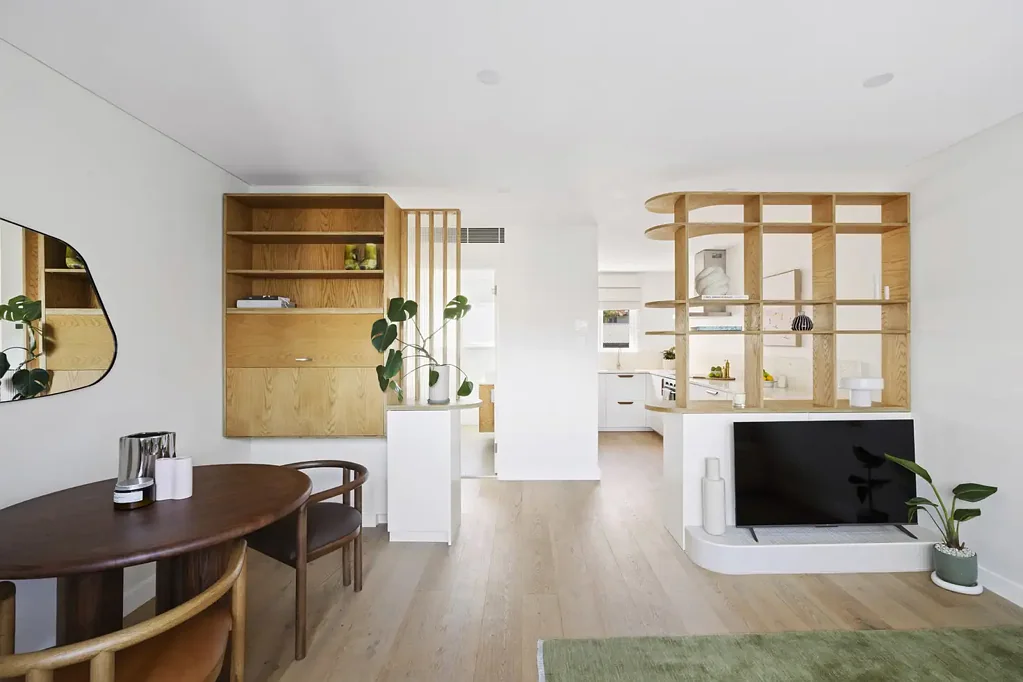 Manly 1 Bedroom Beautifully renovated ground floor apartment steps from Queenscliff Beach and Manly