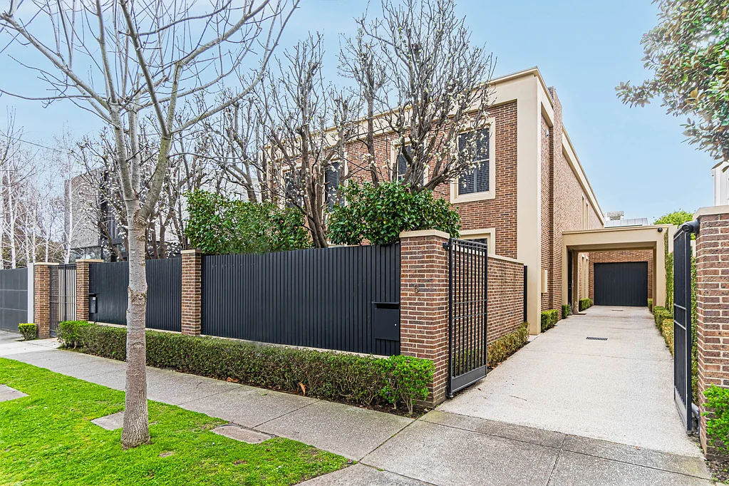 5 Selborne Road, Toorak, VIC 3142