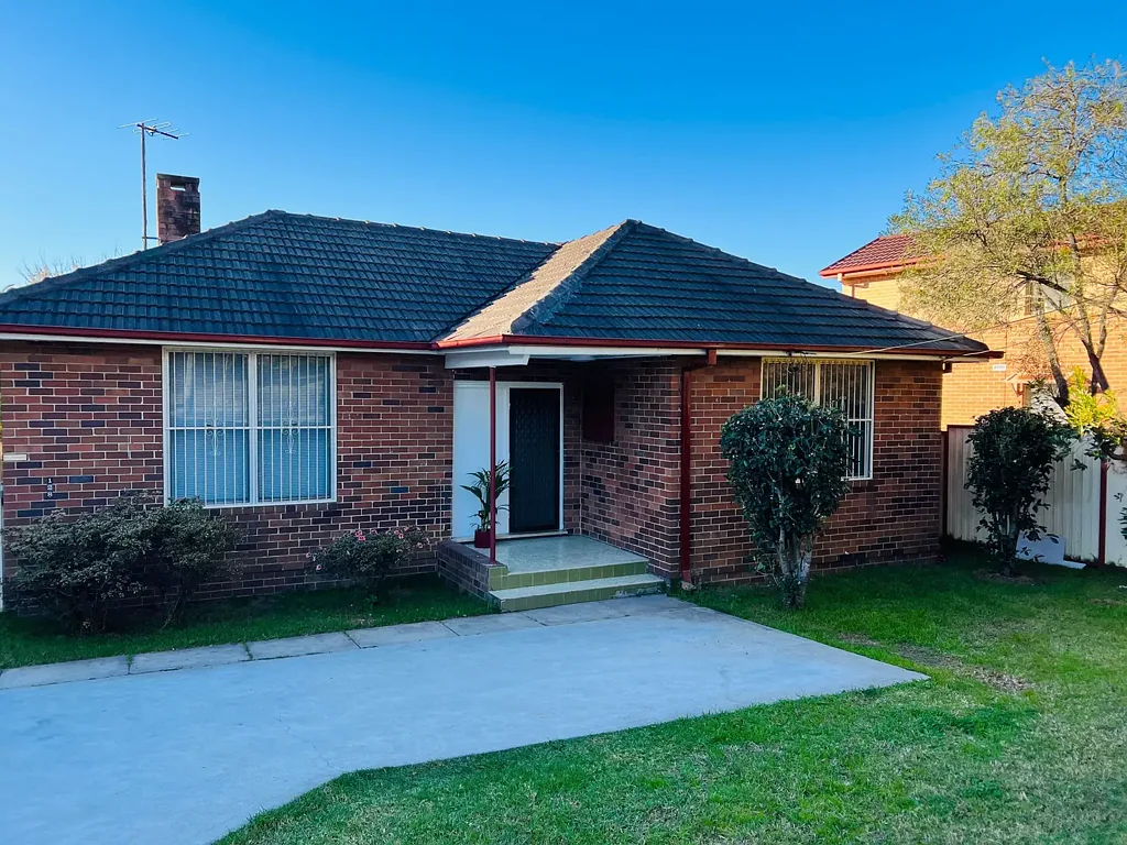 Unique Three Bedroom family Home in Narwee