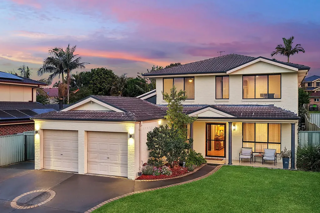 Hamlyn Terrace 4침실 Family home with poolside oasis