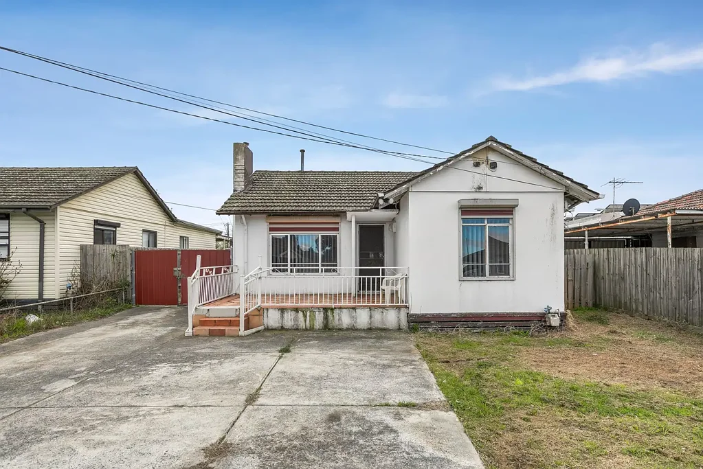 Broadmeadows 3 Bedroom Prime Broadmeadows Location - Perfect First Home or Investment