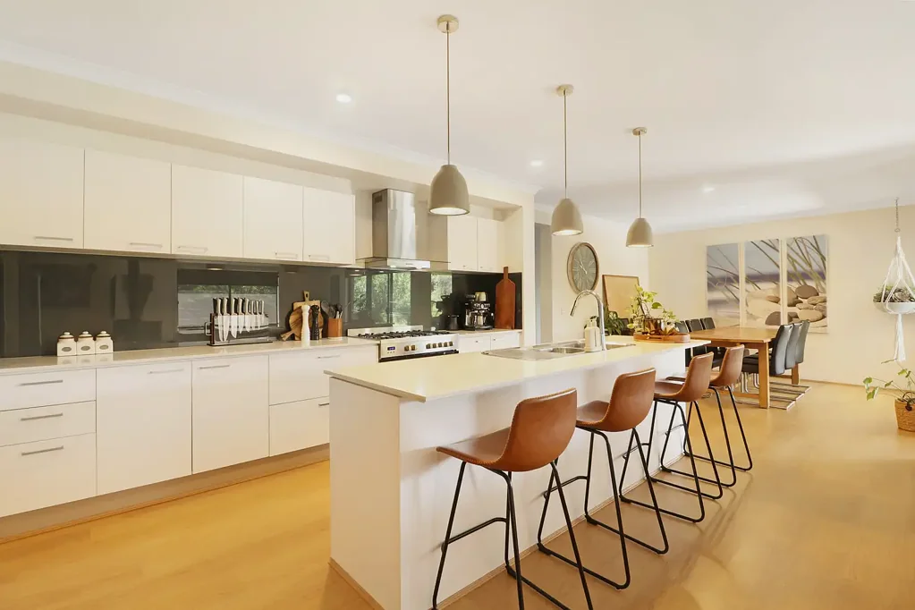 Mansfield 4침실 SPACE, STYLE AND SERENITY IN HIGHLANDS ESTATE