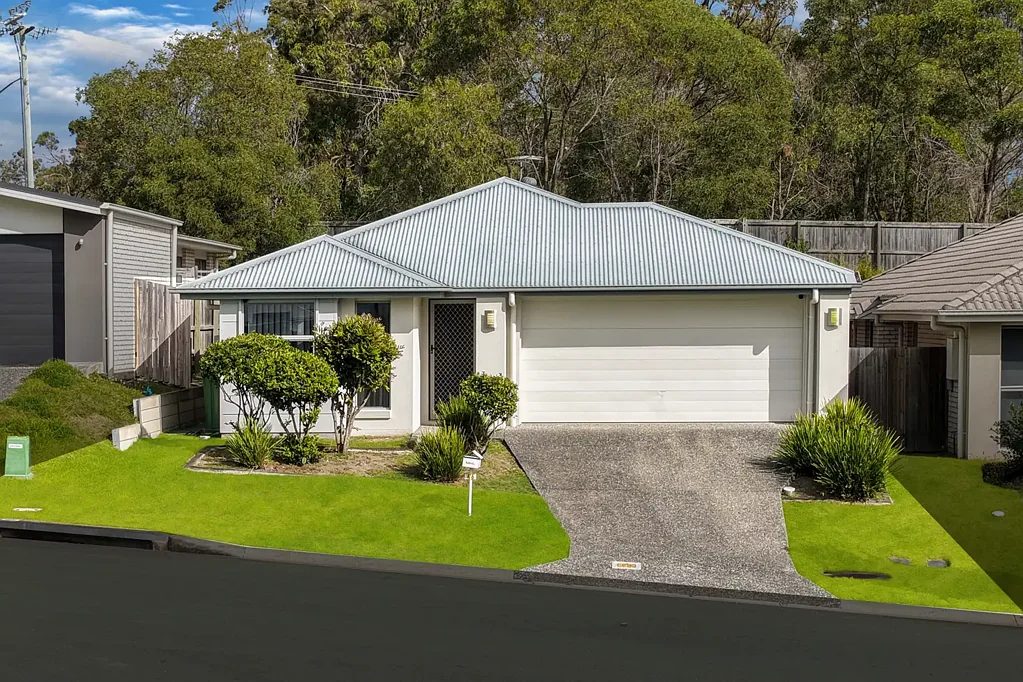 Holmview 4房 绝佳投资或完美首套房，Holmview 可拎包入住 Great Investment or Perfect First Home, Move-In Ready in Holmview