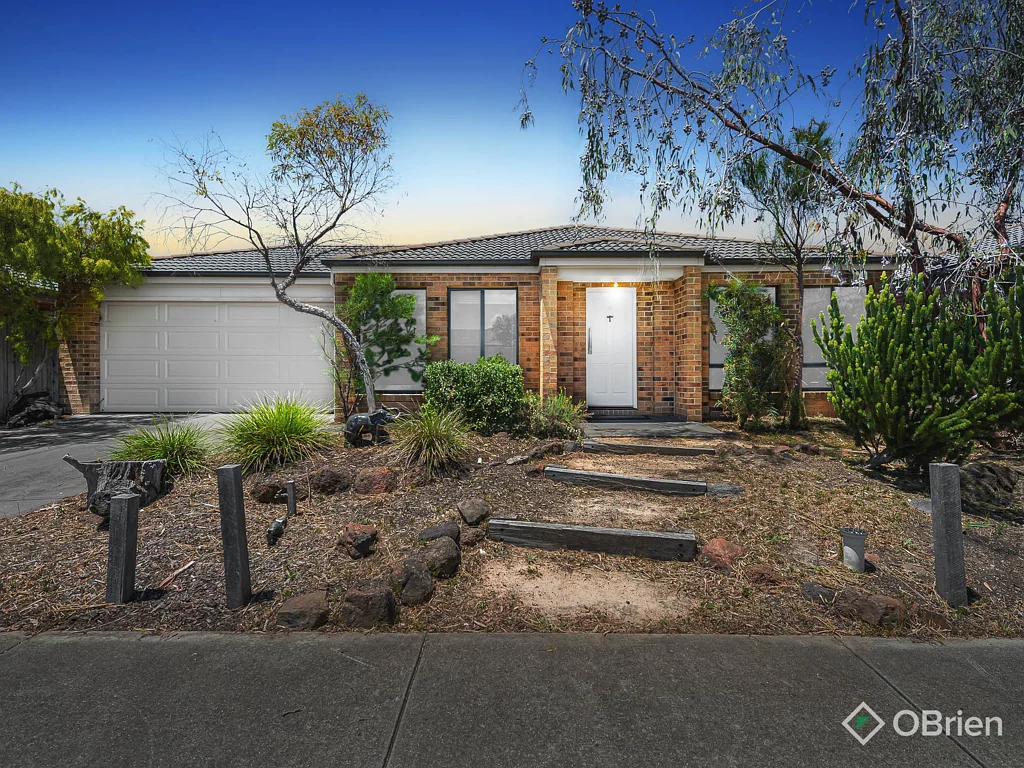 12 Dalmuir Boulevard, Deer Park, VIC 3023