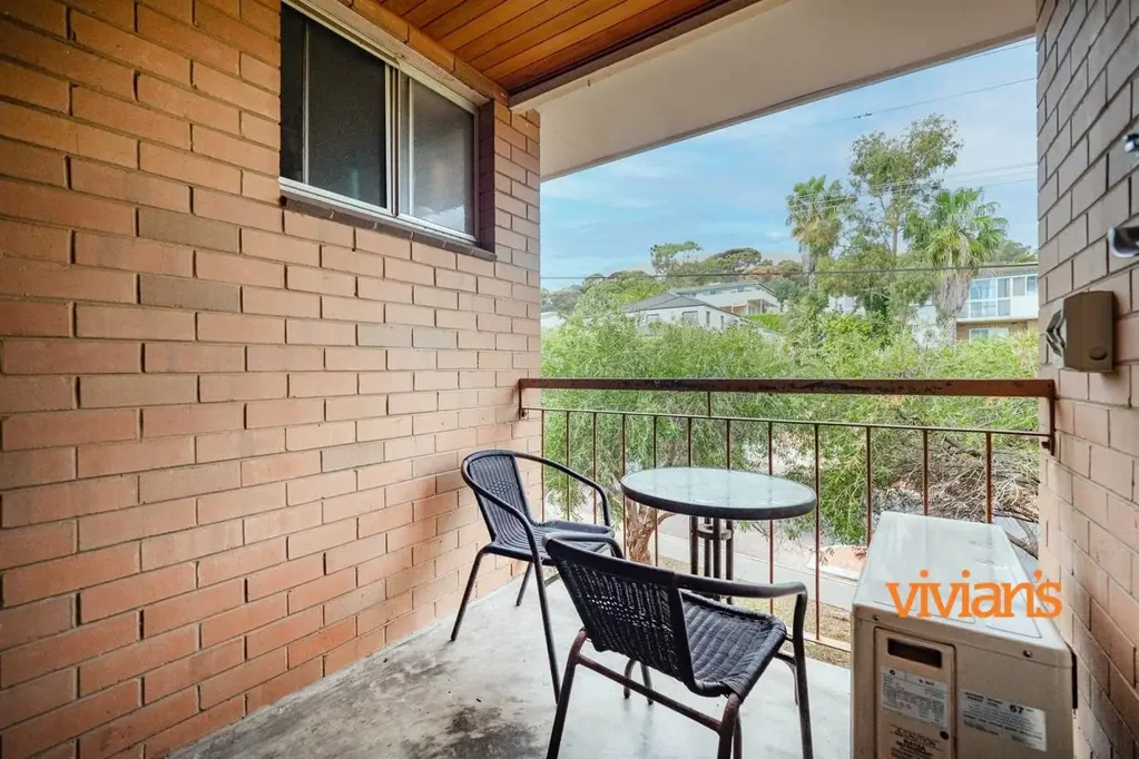 Mosman Park 1ਬੈੱਡਰੂਮ Small Complex, Top Floor, Leased Investment