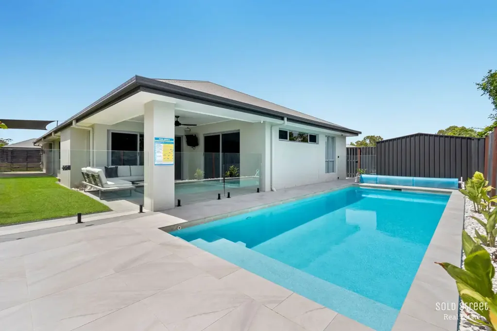 8 Jamison Street, Upper Coomera, QLD 4209
