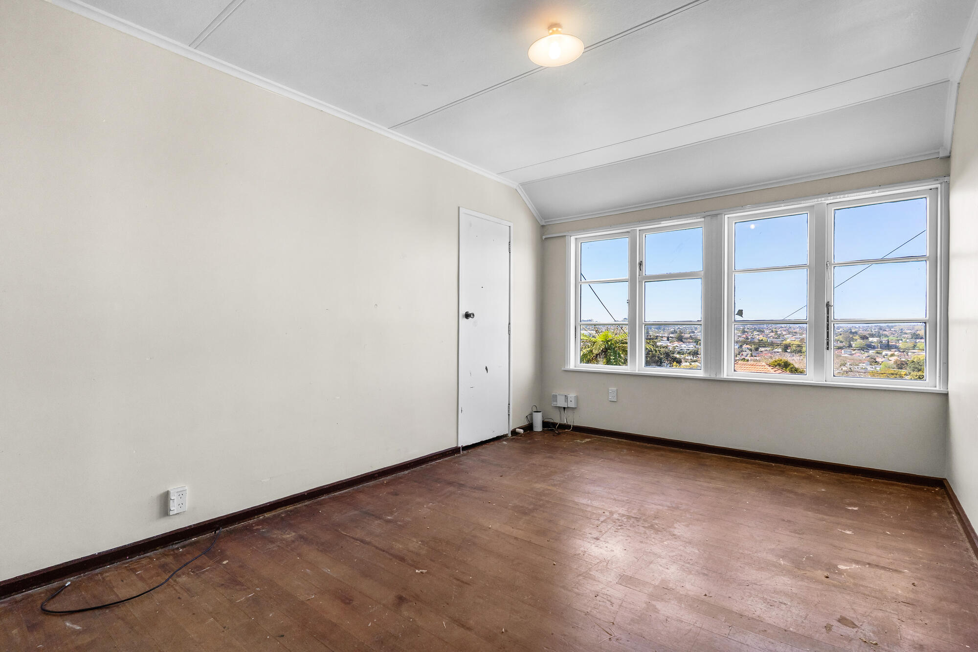 41 Mount Royal Avenue, Mount Albert, photo 11