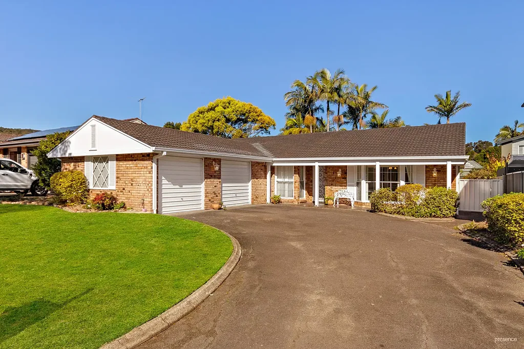22 Regal Way, Valentine, NSW 2280