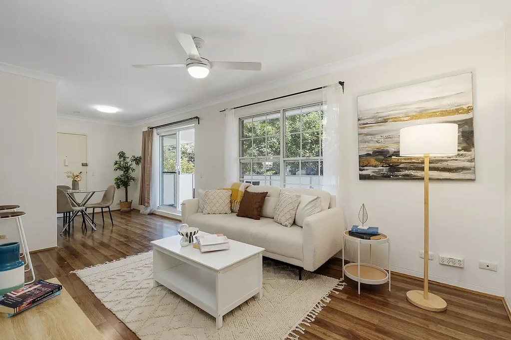 Hornsby 2Kwarto Ground floor apartment in ultra-convenient setting