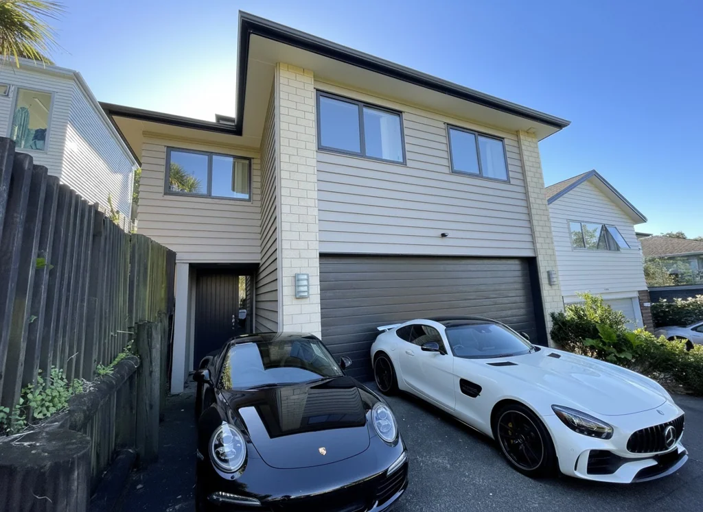 Specious Five bedroom home