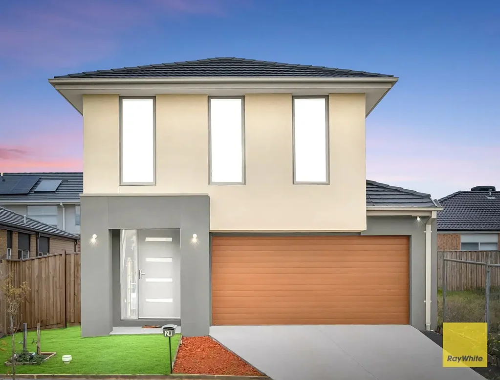 Wyndham Vale 4 Bedroom A Spacious Retreat in the Sought-After Savana Estate in Wyndham Vale!