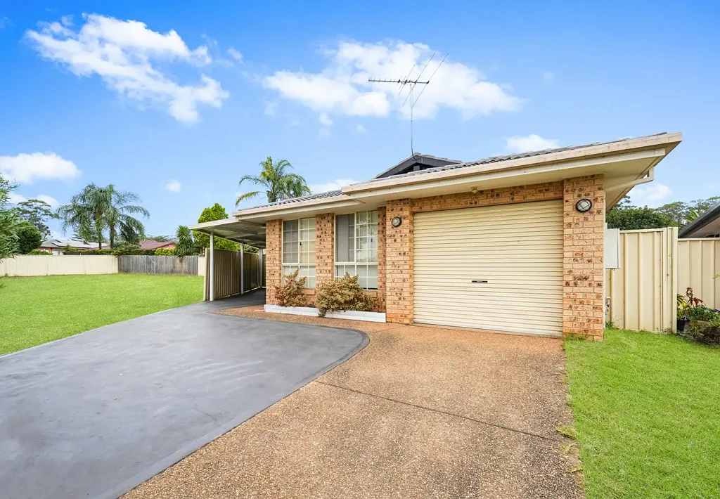 7 Poppy Place, Macquarie Fields, NSW 2564
