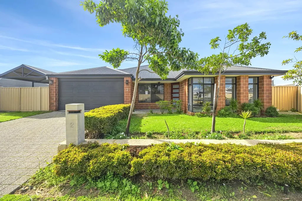 Millbridge 4 Bedroom 2 ADELINE DRIVE, MILLBRIDGE
