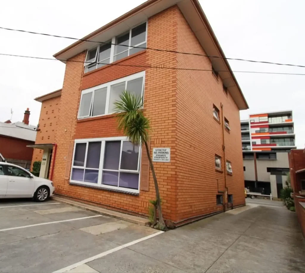 Easy Living in a Quiet, Convenient Setting