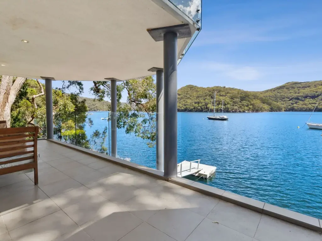 Ultimate Waterfront Lifestyle Escape - Fully Furnished