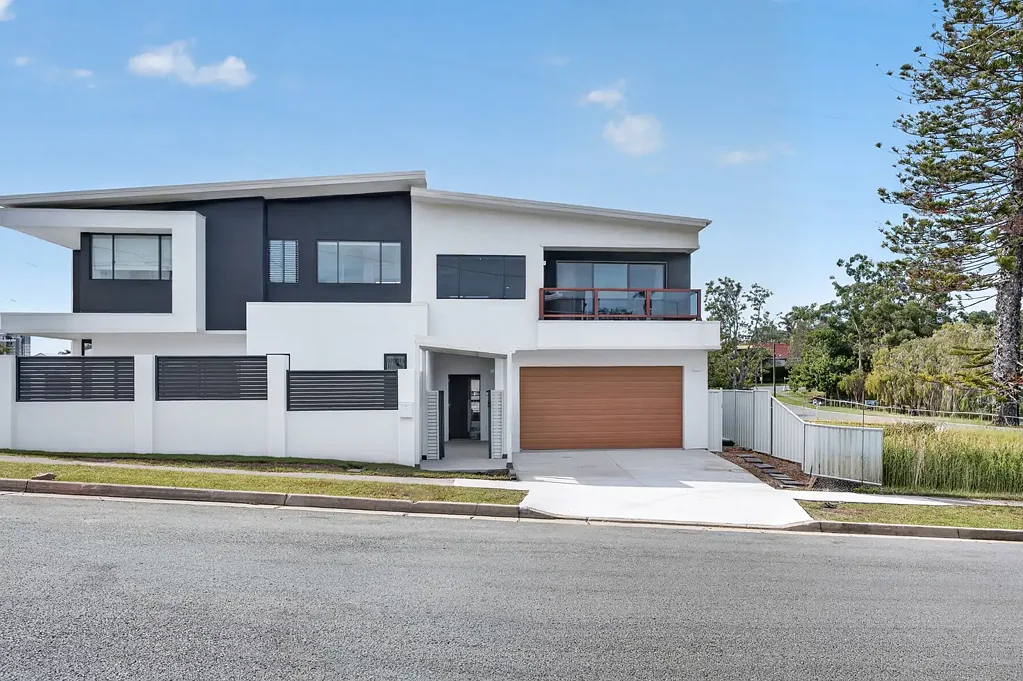 Southport 4ਬੈੱਡਰੂਮ Oversized Brand New Luxurious Duplex