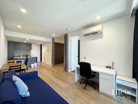 Swanston Central | Fully Furnished 1B1B1 Study + Extra Double Bed | Exceptional Views