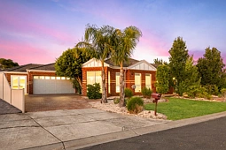 49 Truro Crescent, Taylors Lakes