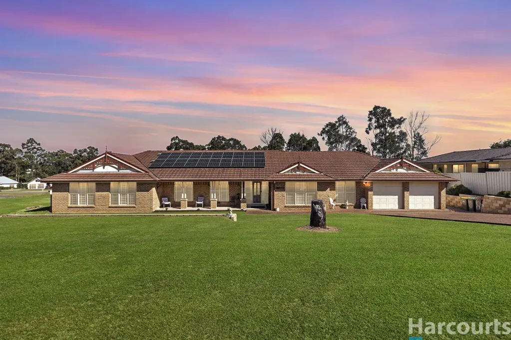 Weston 4 Bedroom Sprawling Estate Living with Endless Potential