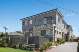 UNIT 1 32 ADDISON AVE, Lake Illawarra