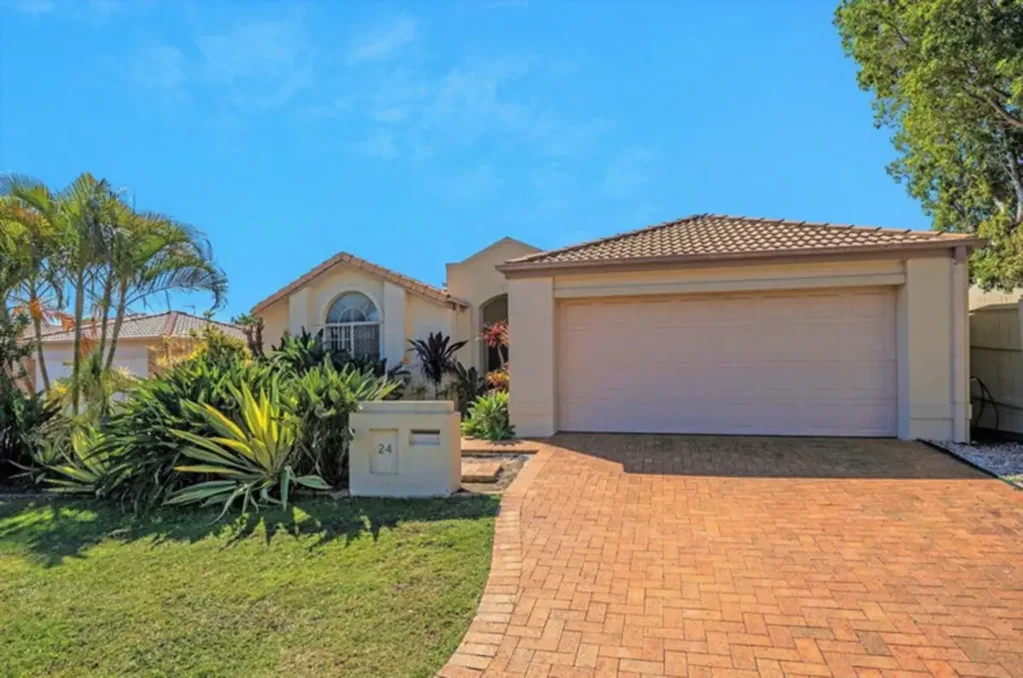 4-Bedroom Home with Multiple Living Zones