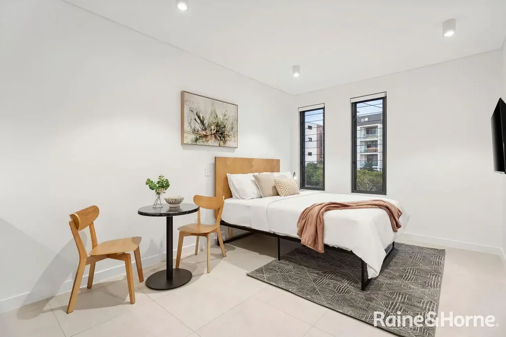 FURNISHED STUDIO APARTMENTS - RENT INCLUDES WATER,GAS,ELECTRICITY AND INTERNET!