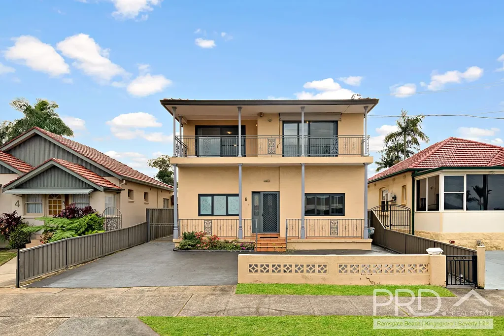 Kogarah Bay 5房 时尚家庭生活，坐拥 Kogarah Bay 迷人美景 STYLISH FAMILY LIVING WITH STUNNING KOGARAH BAY VIEWS