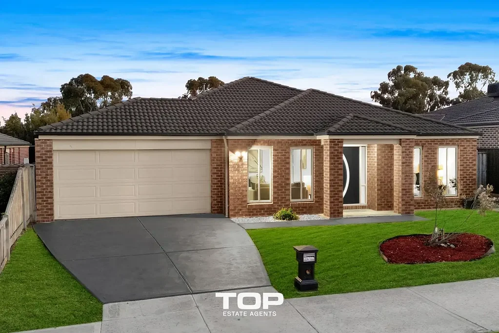 41 Thunderbolt Drive, Cranbourne East, VIC 3977