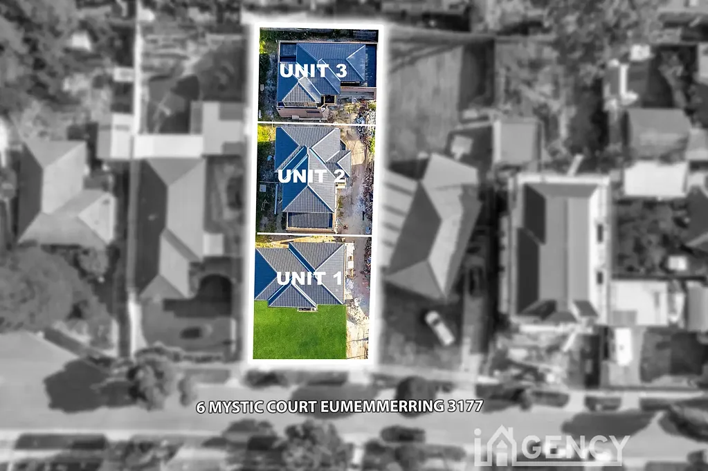BRAND NEW TOWNHOUSES AVAILABLE!!!
(UNIT 2)