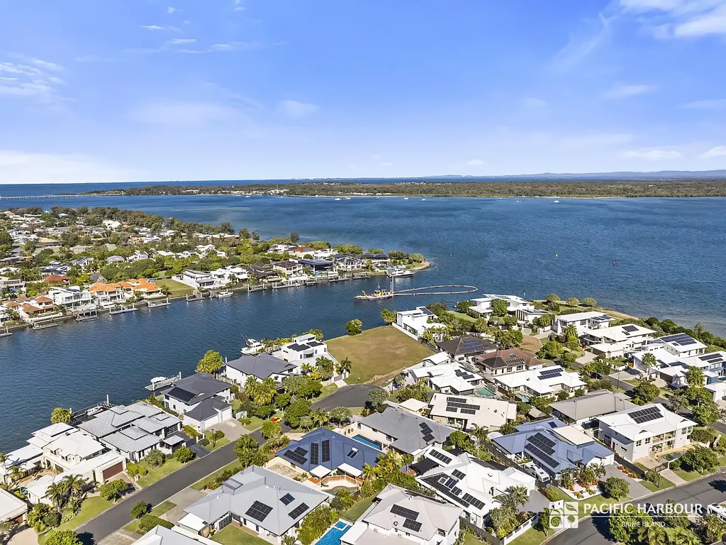 Banksia Beach Island Paradise Awaits - 967sqm Waterfront Opportunity