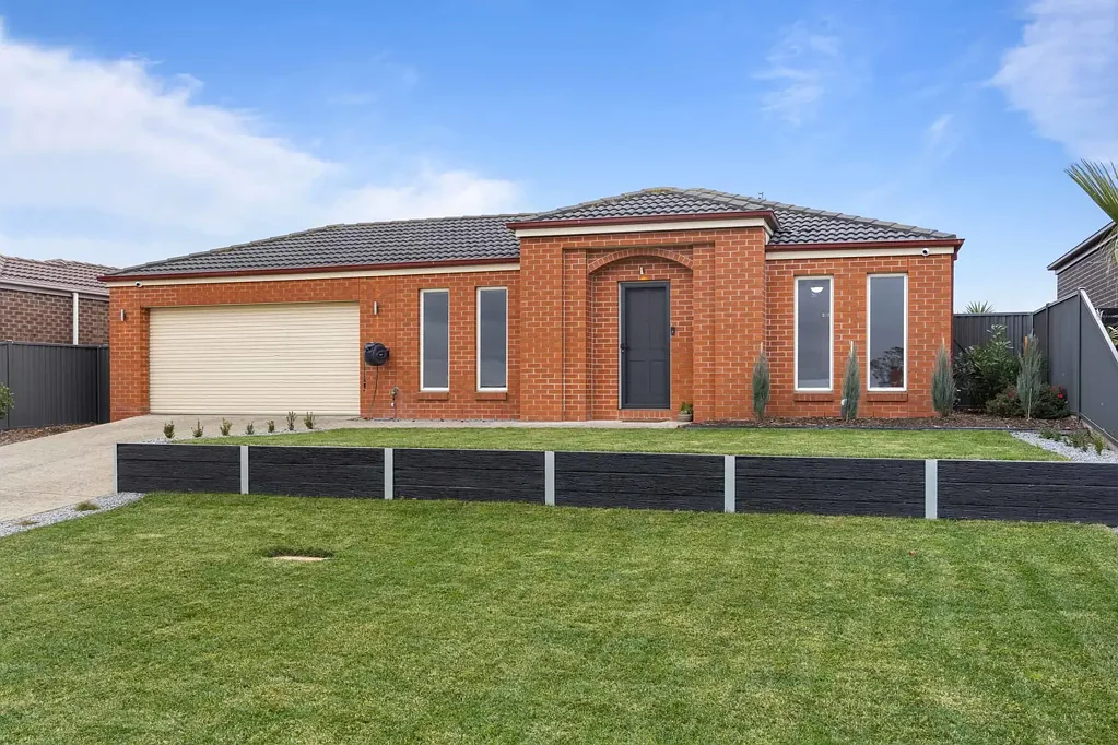 43 Wensleydale Drive, Alfredton, VIC 3350