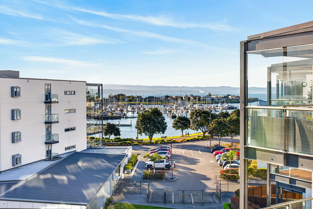 Ahuriri 3房  Ahuriri Top Floor Serenity with Harbour Views