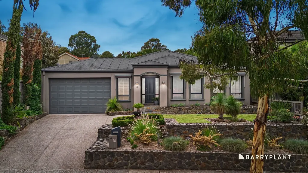 South Morang 4ห้องนอน Exceptional Family Living in the Prestigious Waterstone Hill Estate