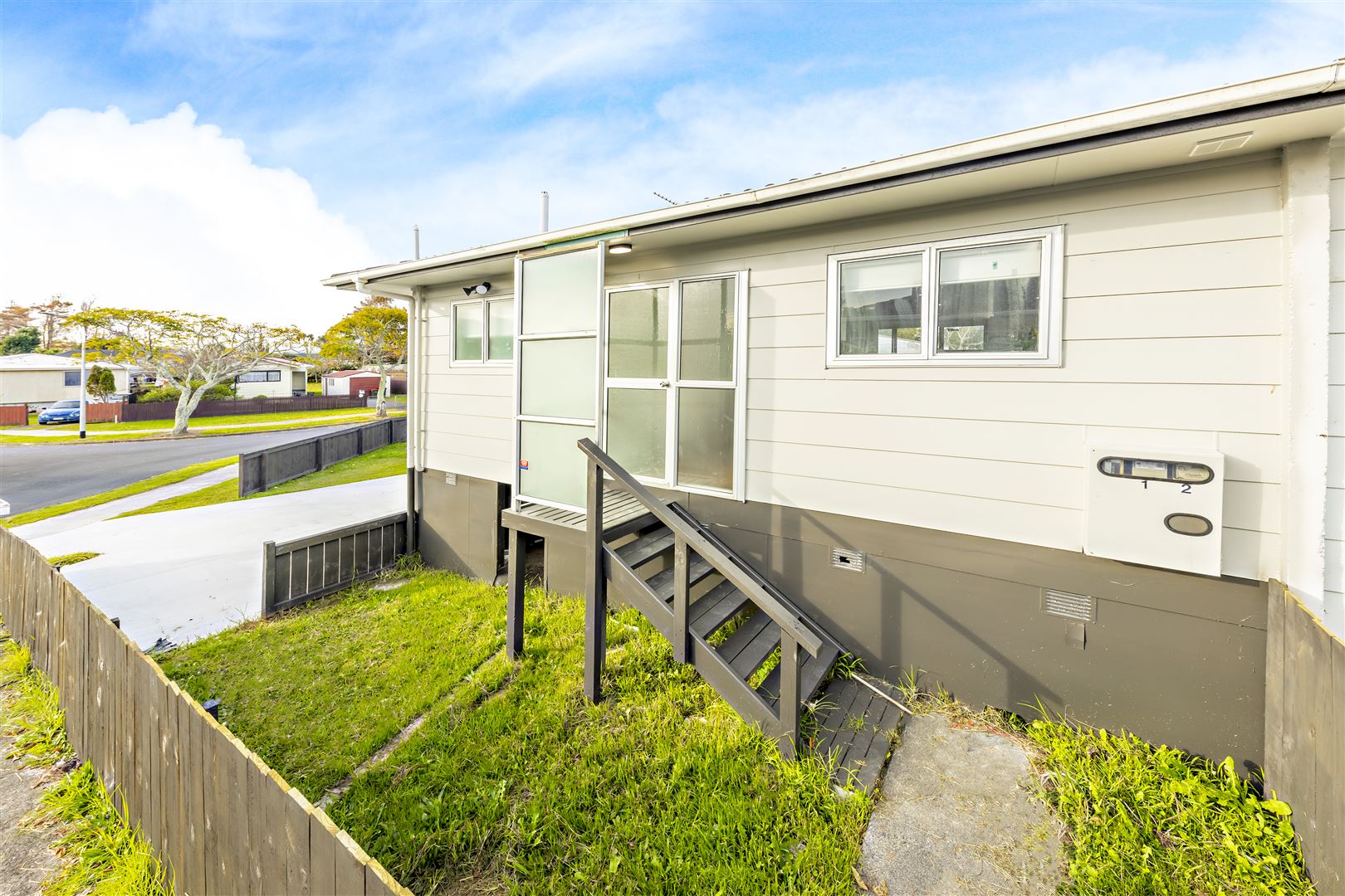 1/4 Slim Place, Clendon Park, Auckland - Manukau, 2 habitaciones, 1 baños