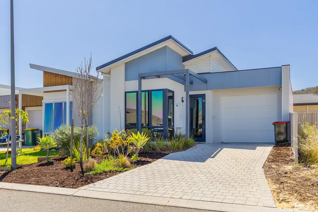 Byford 3Kwarto STYLISH LOCK & LEAVE MODERN HOME