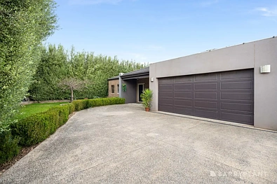 15 Norman Road, Drouin, VIC 3818, 4 slaapkamers, 2 badkamers, House