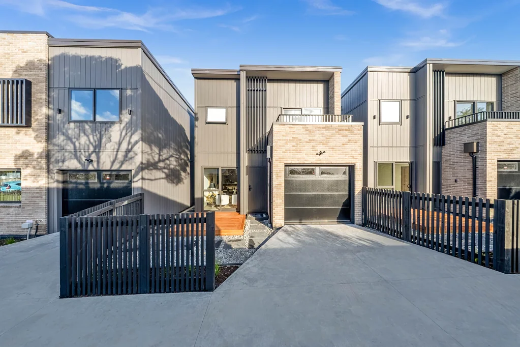 Mangere Bridge 4कमरा A Statement of Luxury in Māngere Bridge