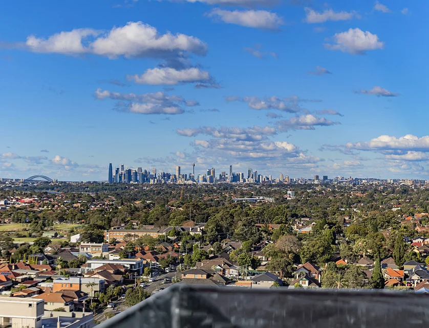 Level 19/23 George Street, Burwood, Inner West, 2房, 2浴, Apartment