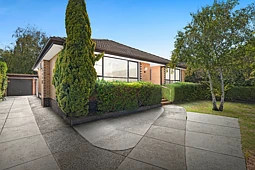 11 Cappella Court, Glen Waverley