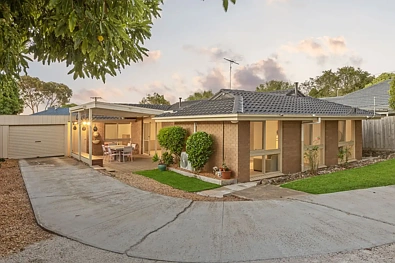 Belmont 3房  Timeless Comfort for Families in Prime Court Setting