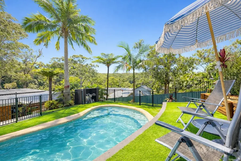 29 Elissa Crescent, Wyoming, NSW 2250