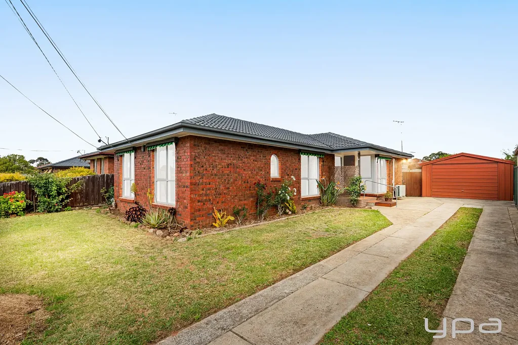 Werribee 3બેડરૂમ IMMACULATELY PRESENTED AND POSITIONED TO PERFECTION!